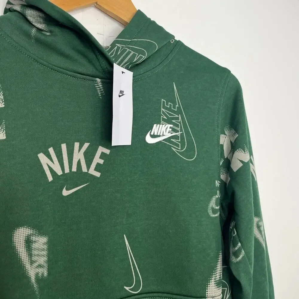 Nike kids sportswear